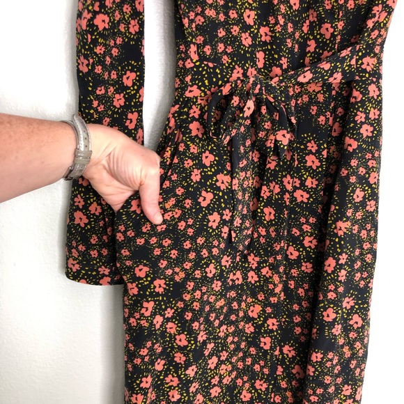 Equipment Silk Wrap Dress Guitain Floral - Picture 10 of 16